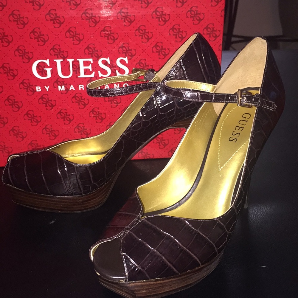 Guess dark brown crocodile peep toe heels, size 7M